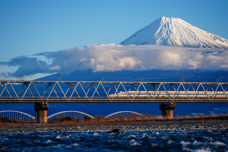 富士山・新幹線・写真撮影スポット、富士川橋梁と駐車場 - 和様写真家 まつきよ