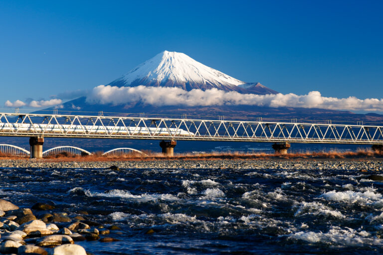 富士山・新幹線・写真撮影スポット、富士川橋梁と駐車場 - 和様写真家 まつきよ