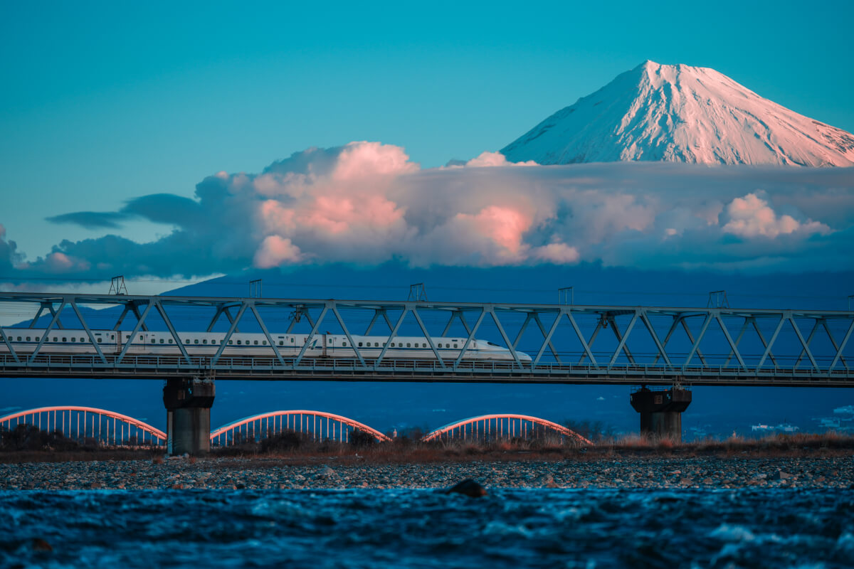 富士山・新幹線・写真撮影スポット、富士川橋梁と駐車場 - 和様写真家 まつきよ
