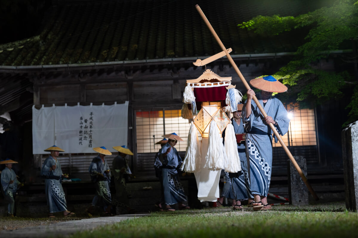 綾渡の夜念仏/足助平勝寺、写真スポット/行き方/駐車場 - 和様写真家 まつきよ