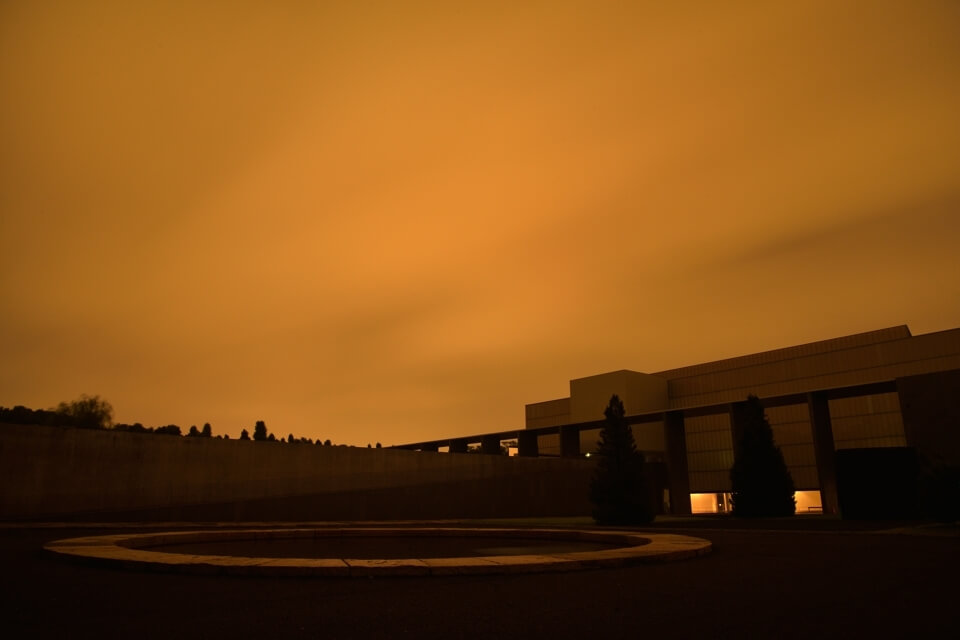 豊田市美術館の夜景写真