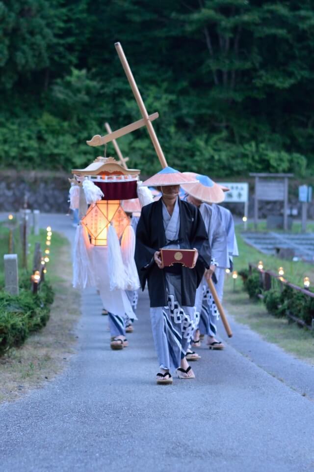 綾渡の夜念仏/足助平勝寺、写真スポット/行き方/駐車場 - 和様写真家 まつきよ
