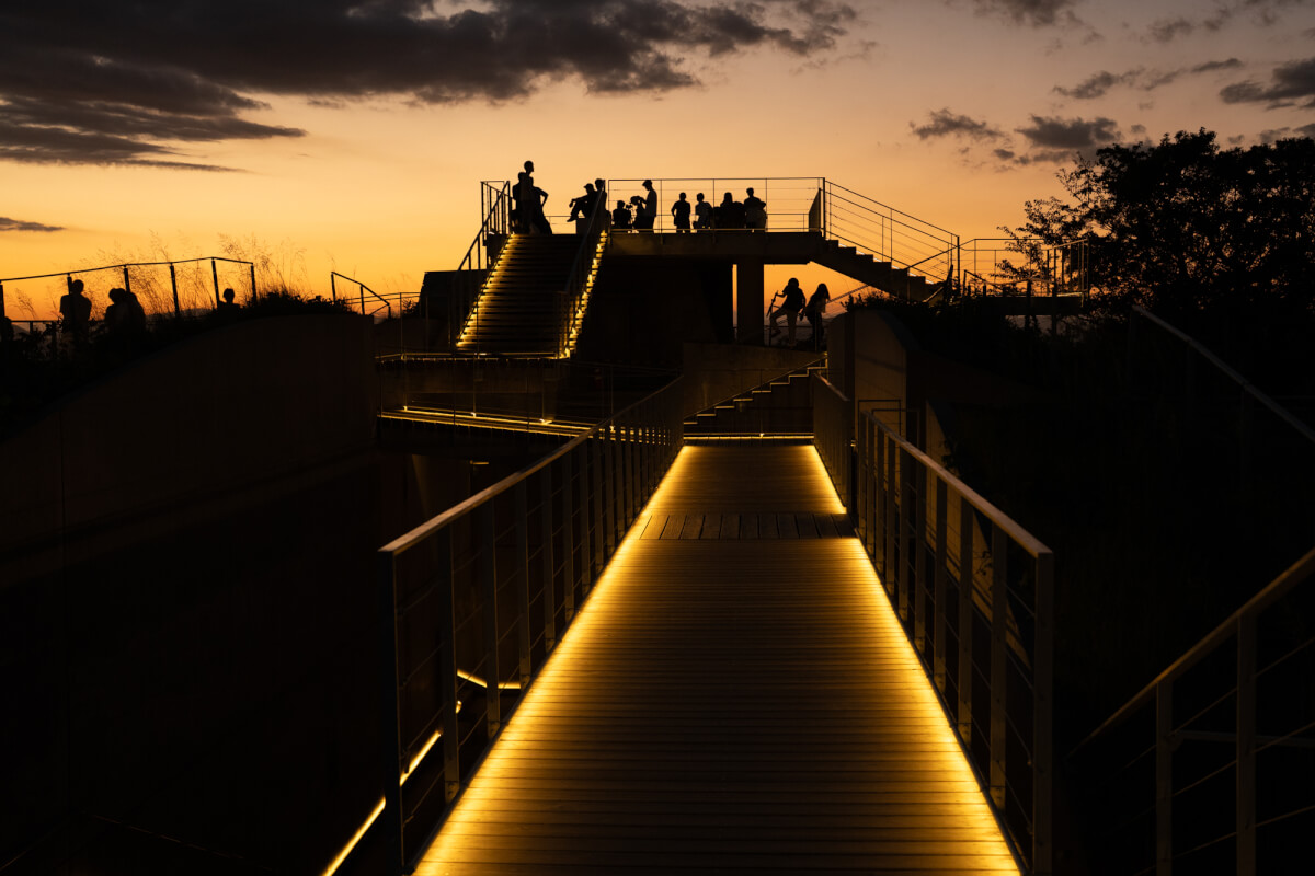 亀老山展望公園は夕日写真撮影スポット来島海峡大橋瀬戸内海