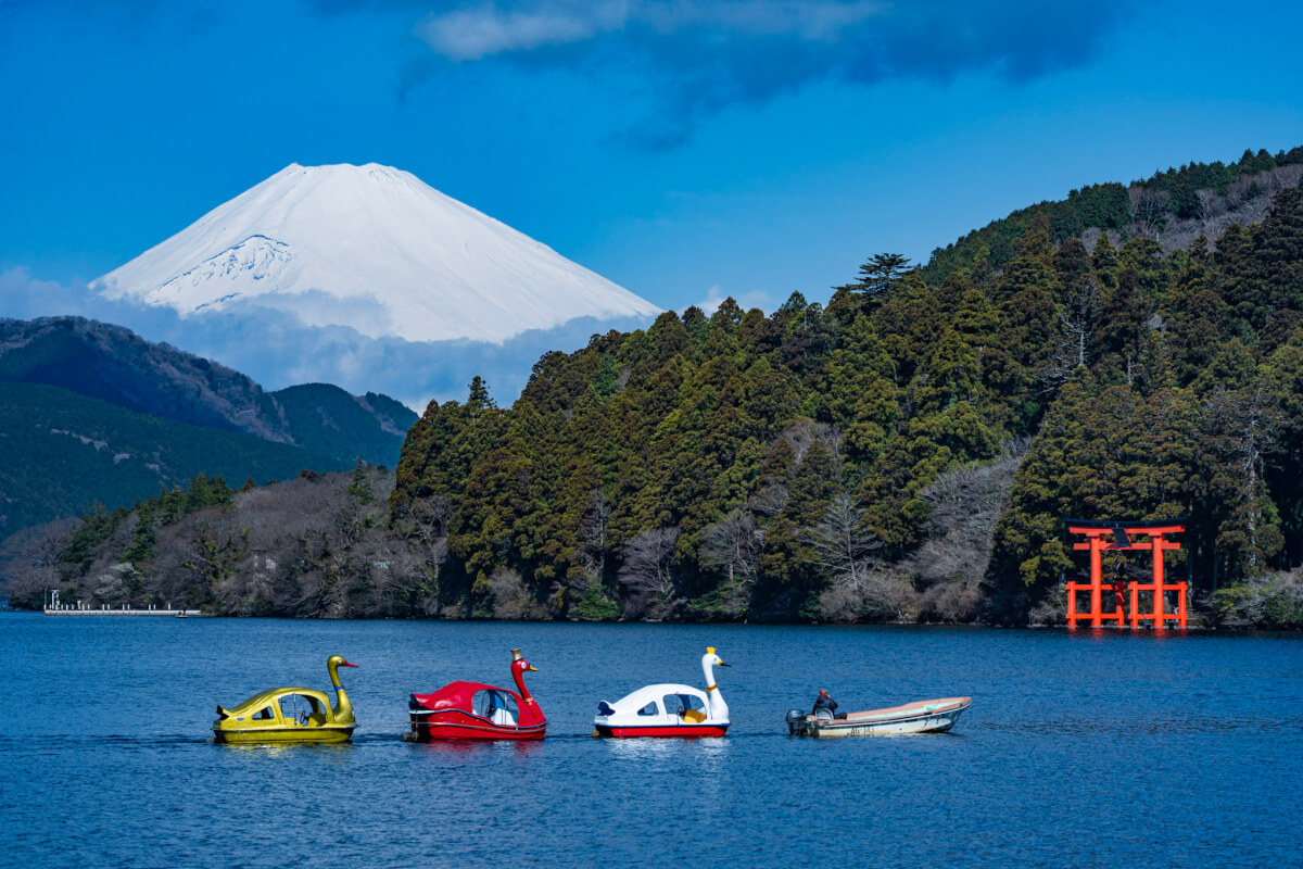元箱根港富士山