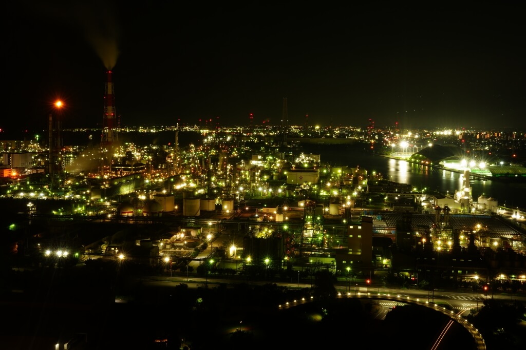 四日市の工場夜景写真、撮影スポットは大正橋・四日市ドーム前 - まつ