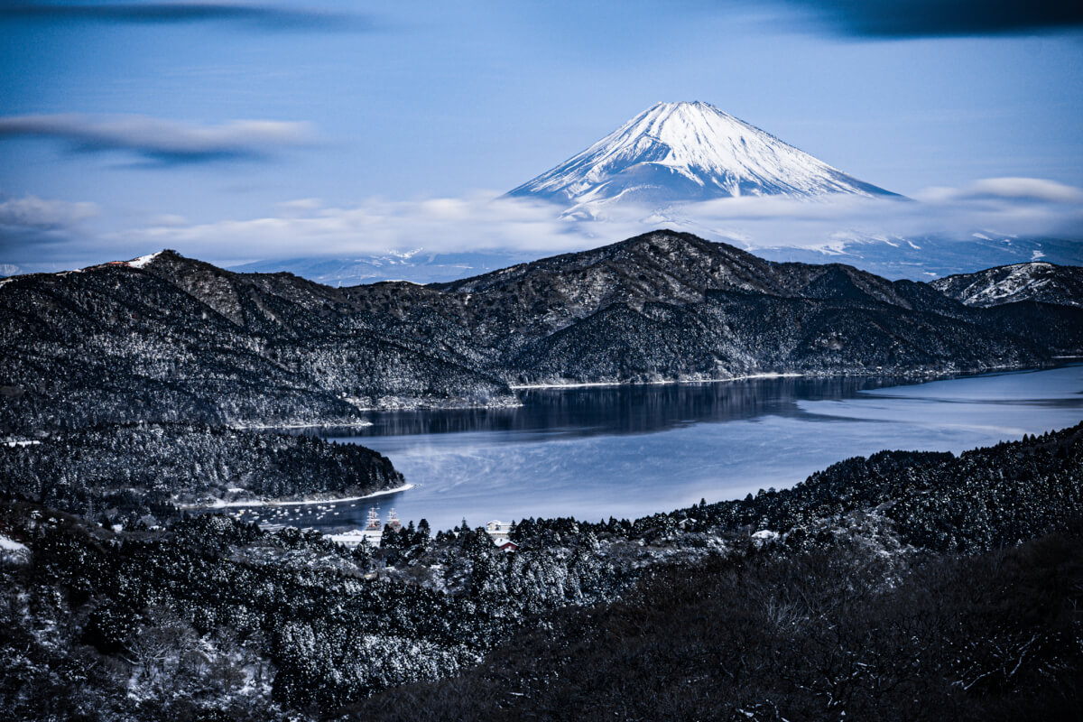 大観山の雪富士山