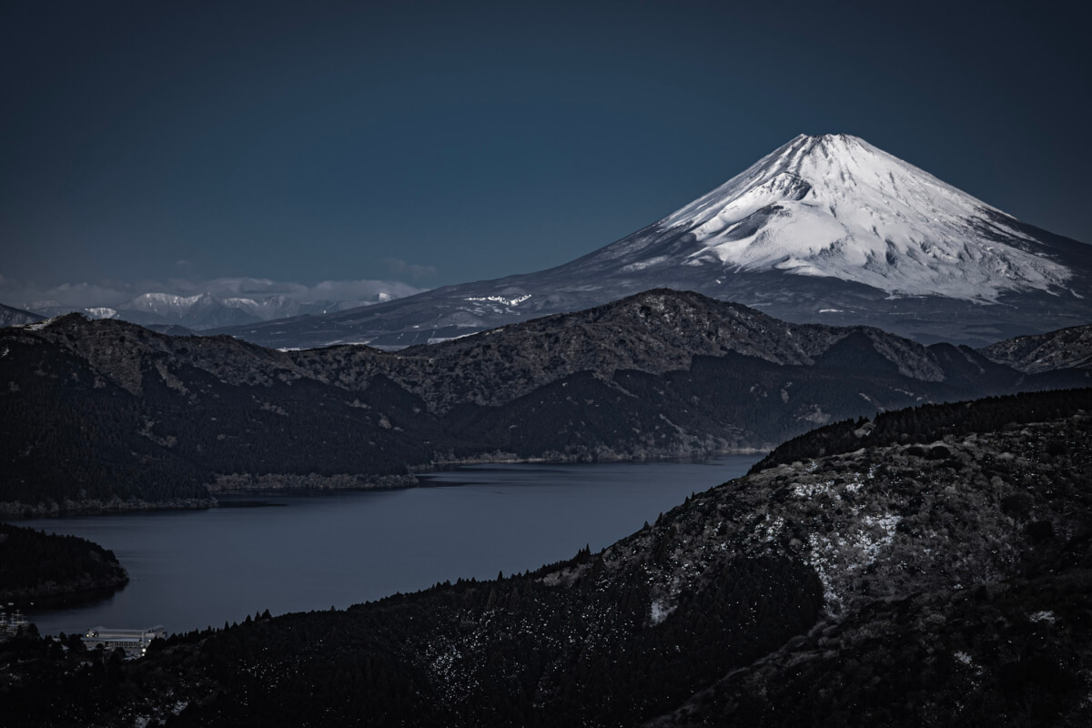 大観山展望台の早朝富士山