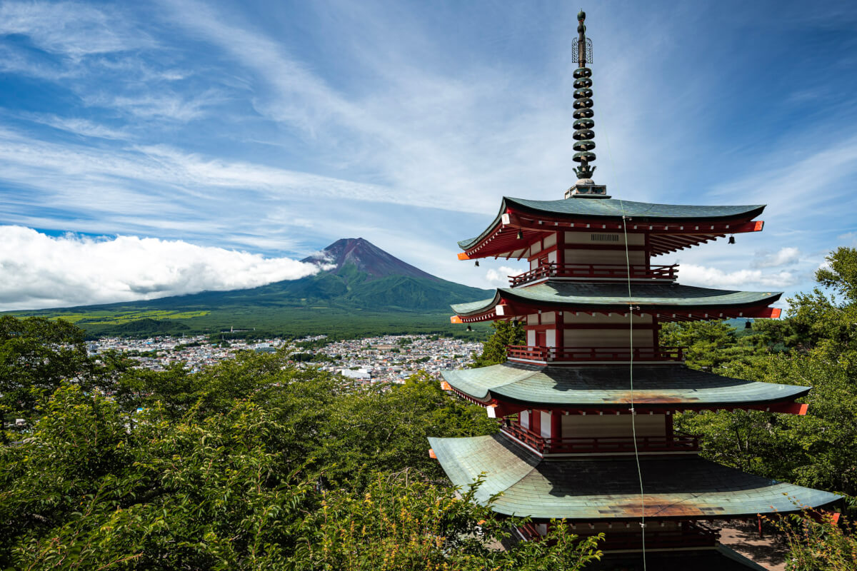 新倉山浅間公園・富士山/五重塔