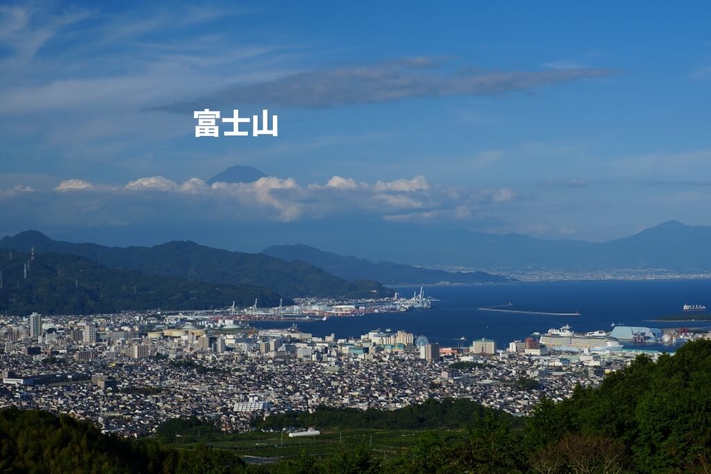 日本平ホテル庭園の富士山写真