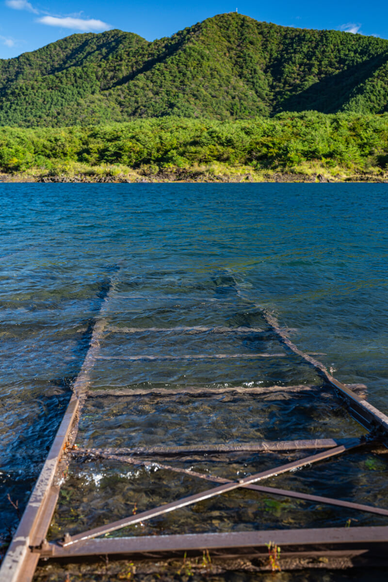 本栖湖湖底線路