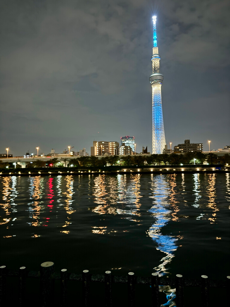 浅草の東京スカイツリー夜景写真