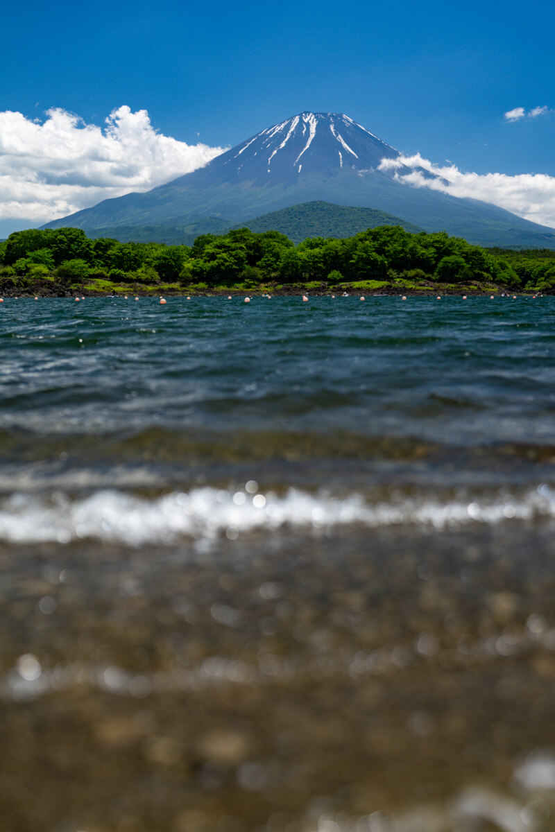 精進湖他手合浜は富士山写真撮影スポット