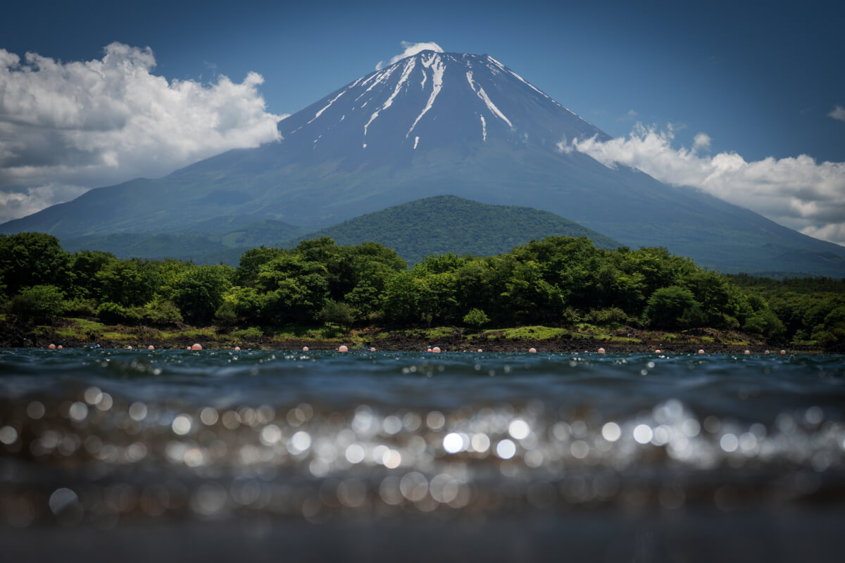 精進湖他手合浜は富士山写真撮影スポット