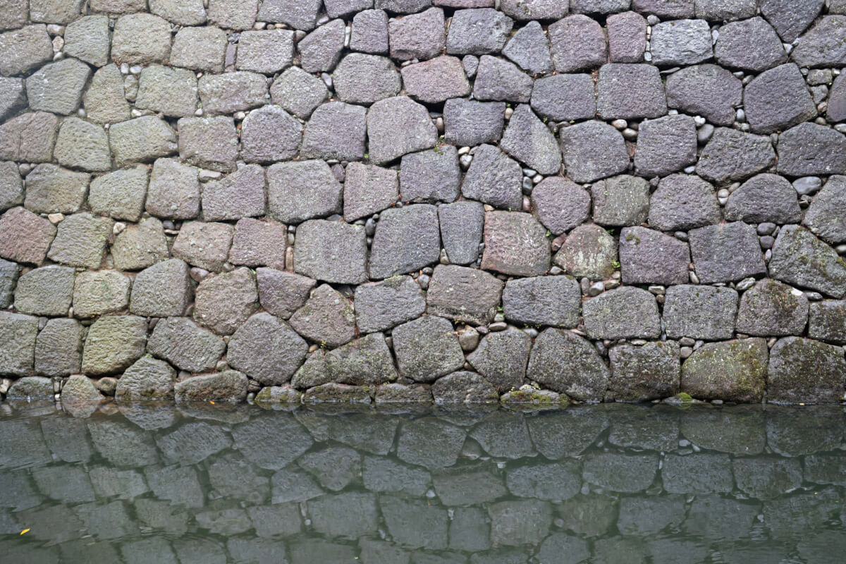 金沢城の二ノ丸北面石垣写真