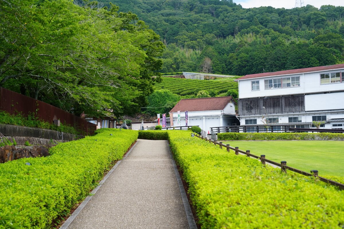 韮山反射炉は大砲製造工場